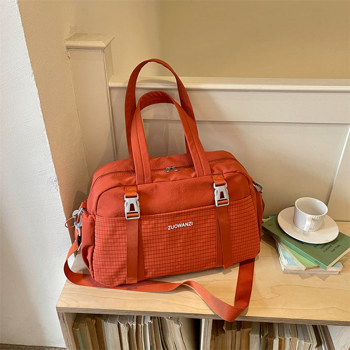 Vielseitige Trainings- und Reisetasche