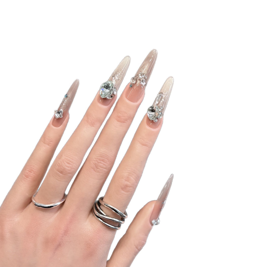 Glamouröse Stiletto Press-On Nagelspitzen mit Kristallverzierungen Karnz
