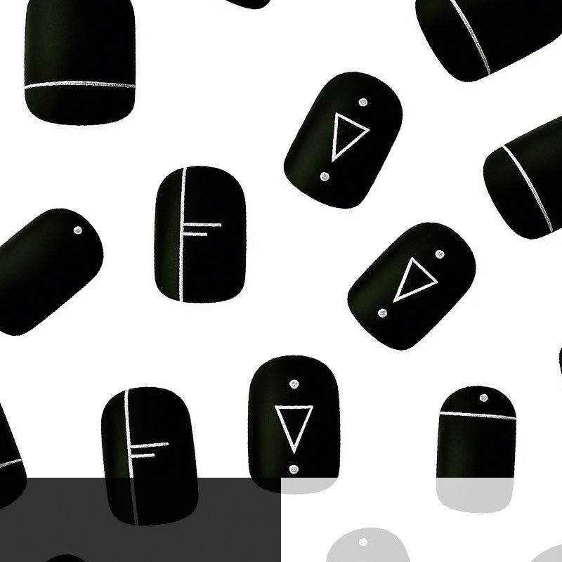 Künstlerisches geometrisches Nageldesign Karnz