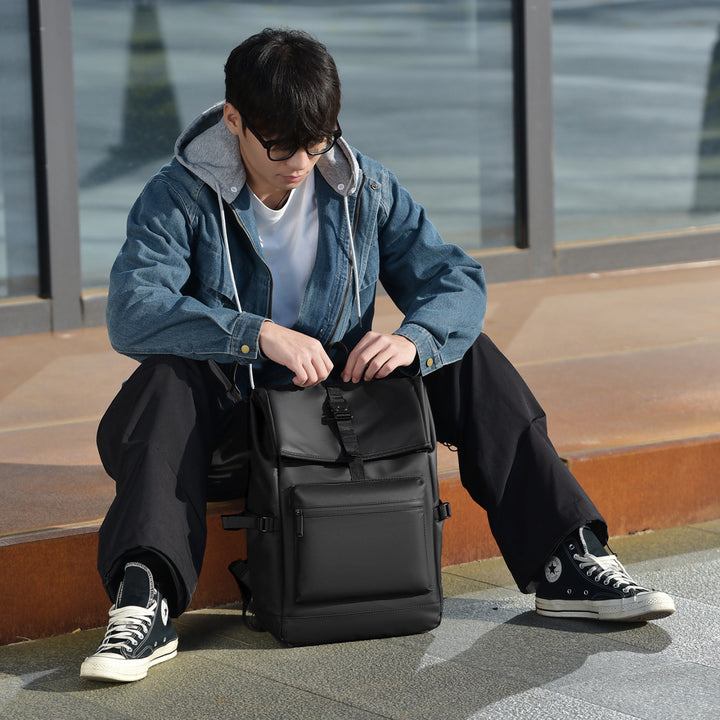 Strapazierfähiger Rucksack mit Funktionalem Design und Vielen Fächern Karnz