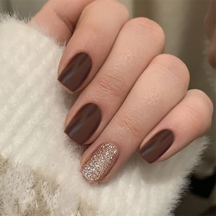 Glamouröse Acryl-Nagelverlängerungen Karnz
