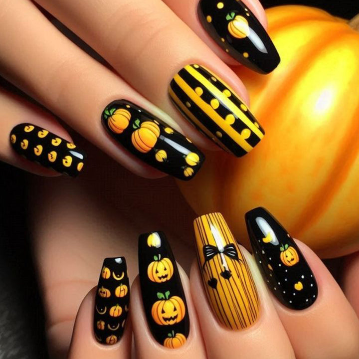 Festliche Halloween Kürbis Nagelkunst Extensions Karnz