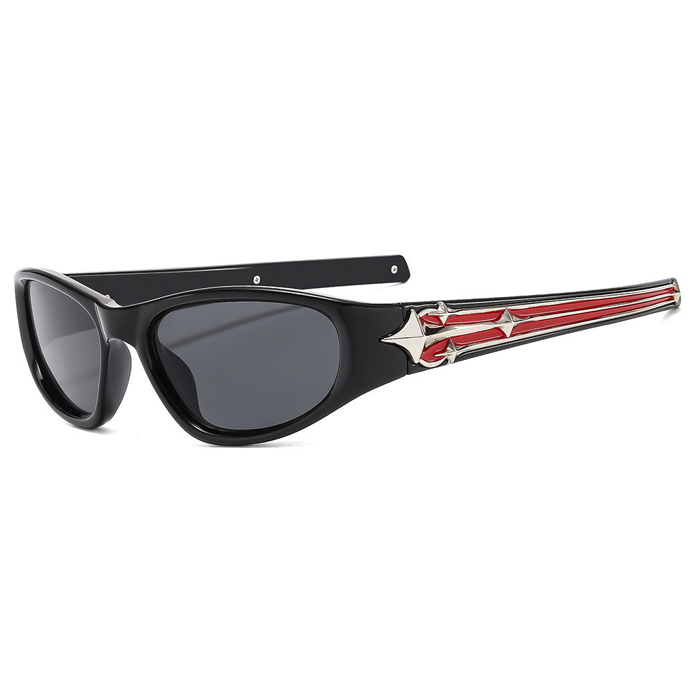 Modebewusste Shield-Sonnenbrille mit dekorativem Rahmendesign Karnz