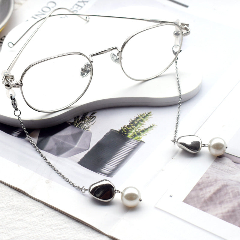 Elegante Brillen Kette mit Perlen Akzenten Karnz