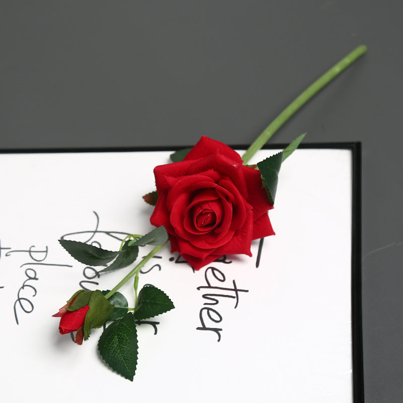 Dekorativer Künstlicher Rosenstiel für die Heimdekoration