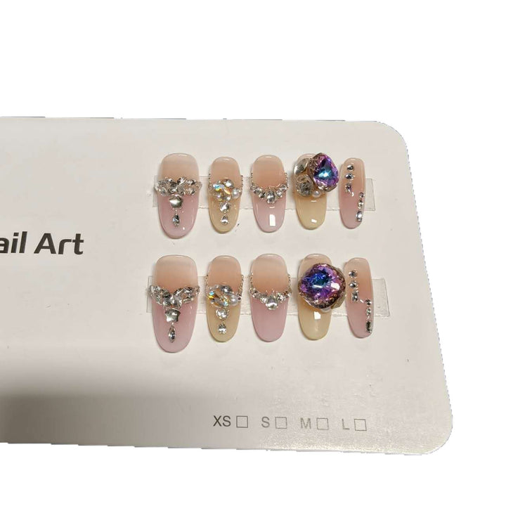 Luxe mit Strass verziertes Press-On Nagelset