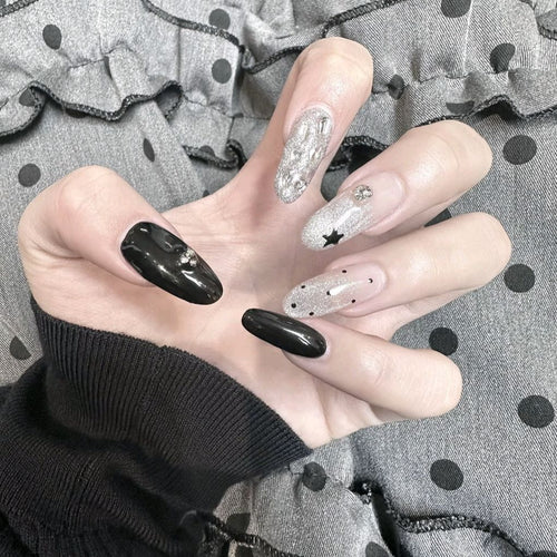 Dekorativer Nageldesign-Set