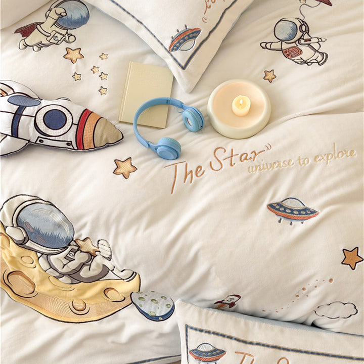 Kinder-Bettwäsche-Set aus softem Baumwoll-Mischgewebe mit gesticktem Astronauten- und Raketenmotiv