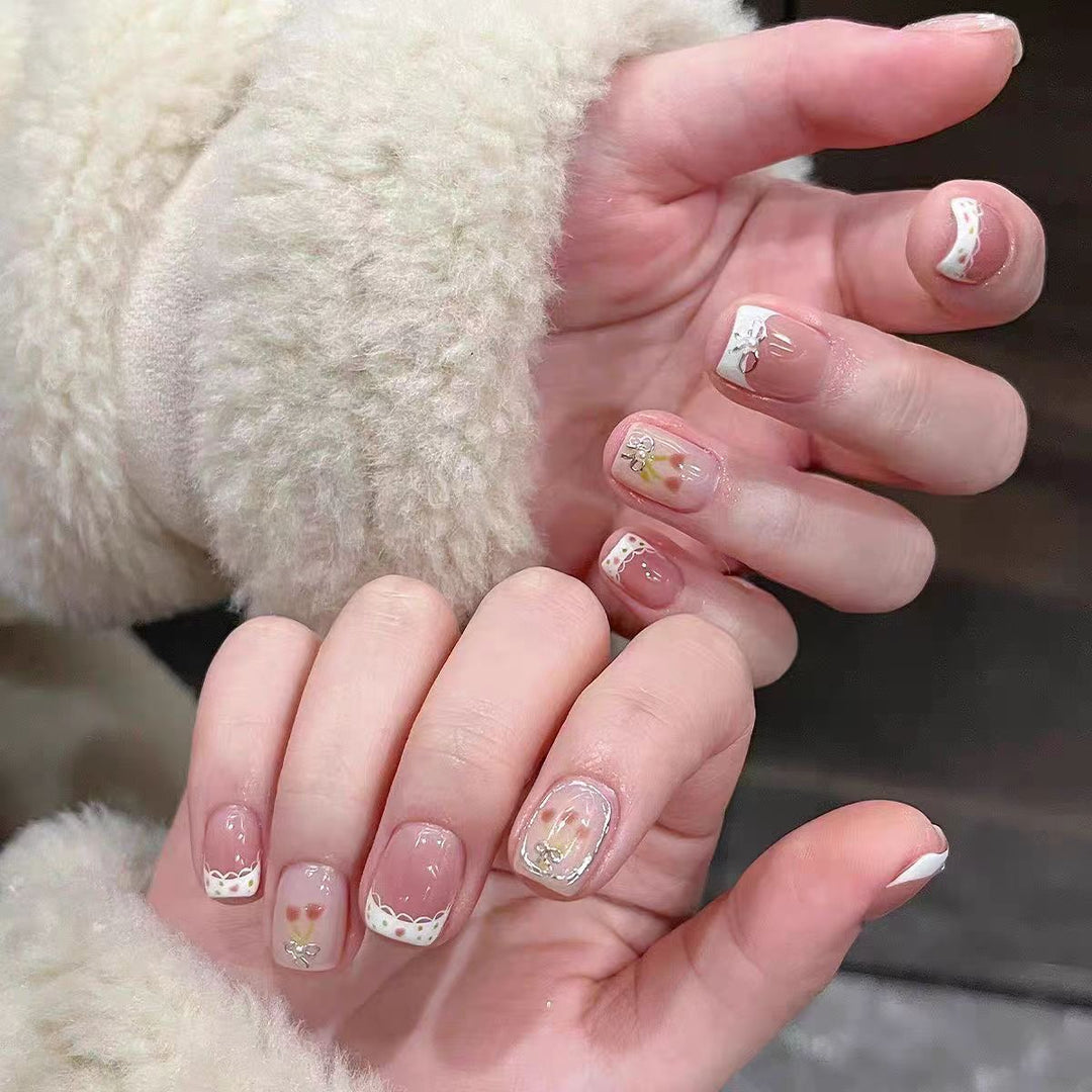 Blumenmuster Press-On Nagelset Karnz
