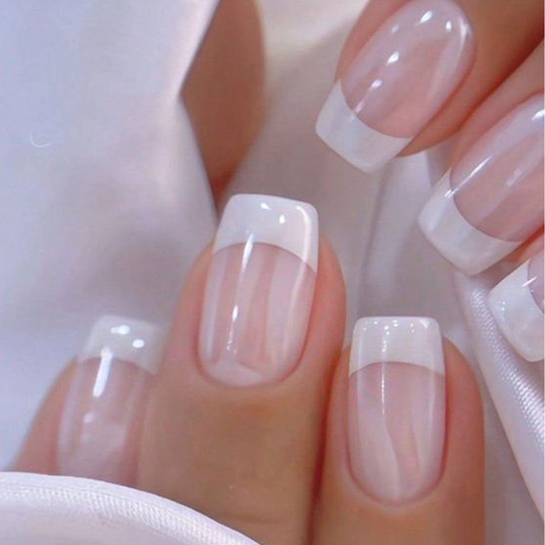 Elegante französische Tipp-Acryl-Presse-Nägel Karnz