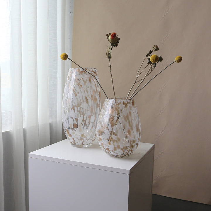 Mouthblown gesprenkeltes Kunstglas-Vasenpaar mit skulpturalen hohen und kurzen Silhouetten Karnz