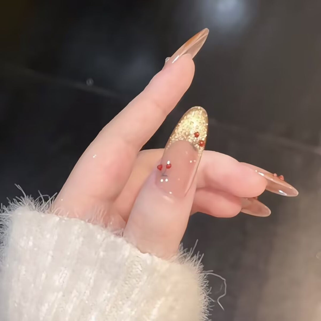Dekorative Glitzer Nagelkunst Karnz