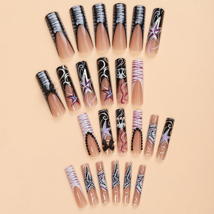 Künstlerisches thematisches Nagelspitzen-Set Karnz