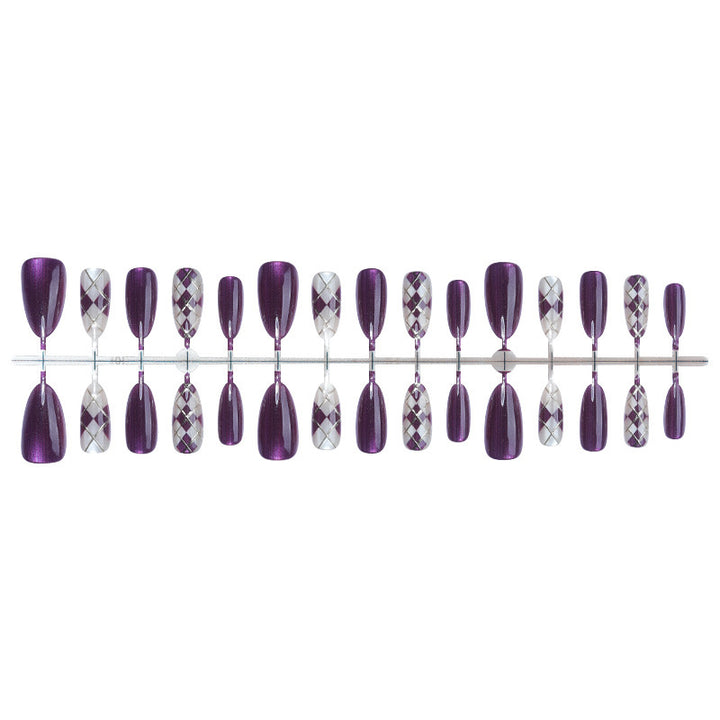 Kunstnagelset mit elegantem Design und hochwertigem Glanz Karnz