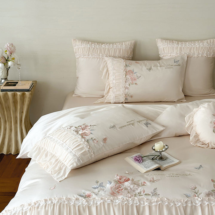 Luxuriös besticktes Rüschensatin Bettbezug Set