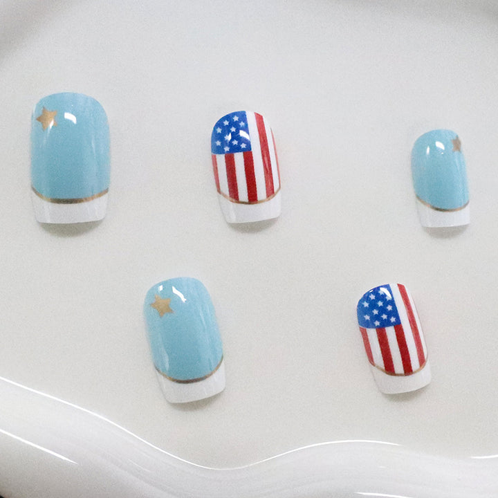 Patriotische Nagelkunst Karnz