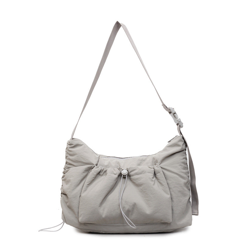 Lässig funktionale Slingtasche