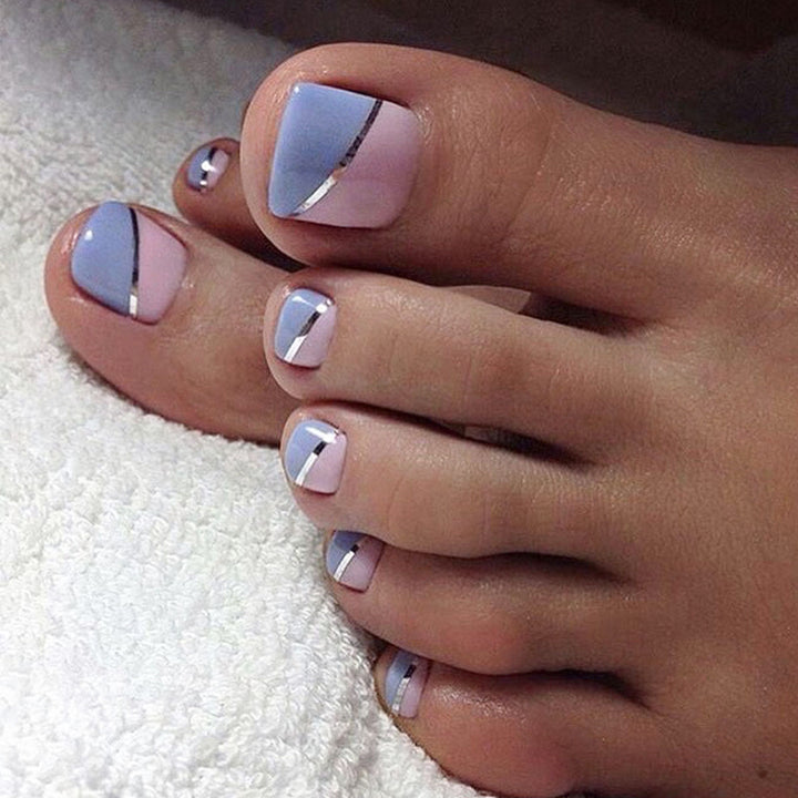 Künstlerische französische Tipp-Pediküre Nagelkunst