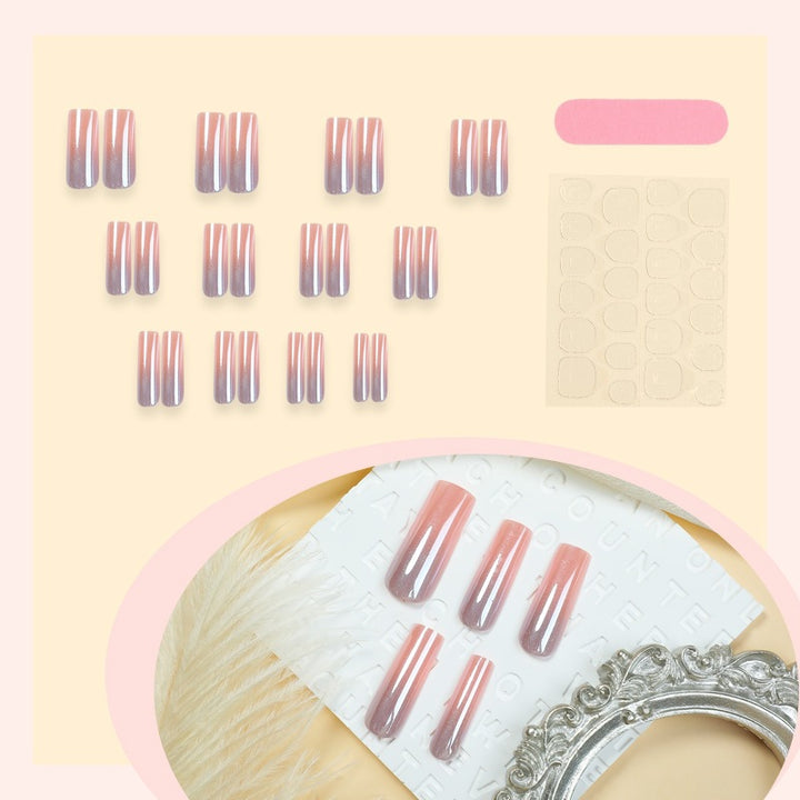 Kunstnagelset mit eleganten Ombre-Effekten Karnz