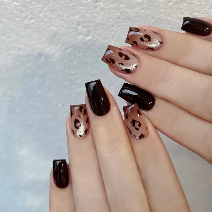 Künstlerisches Leopardenmuster Acryl-Nagelkunst-Set