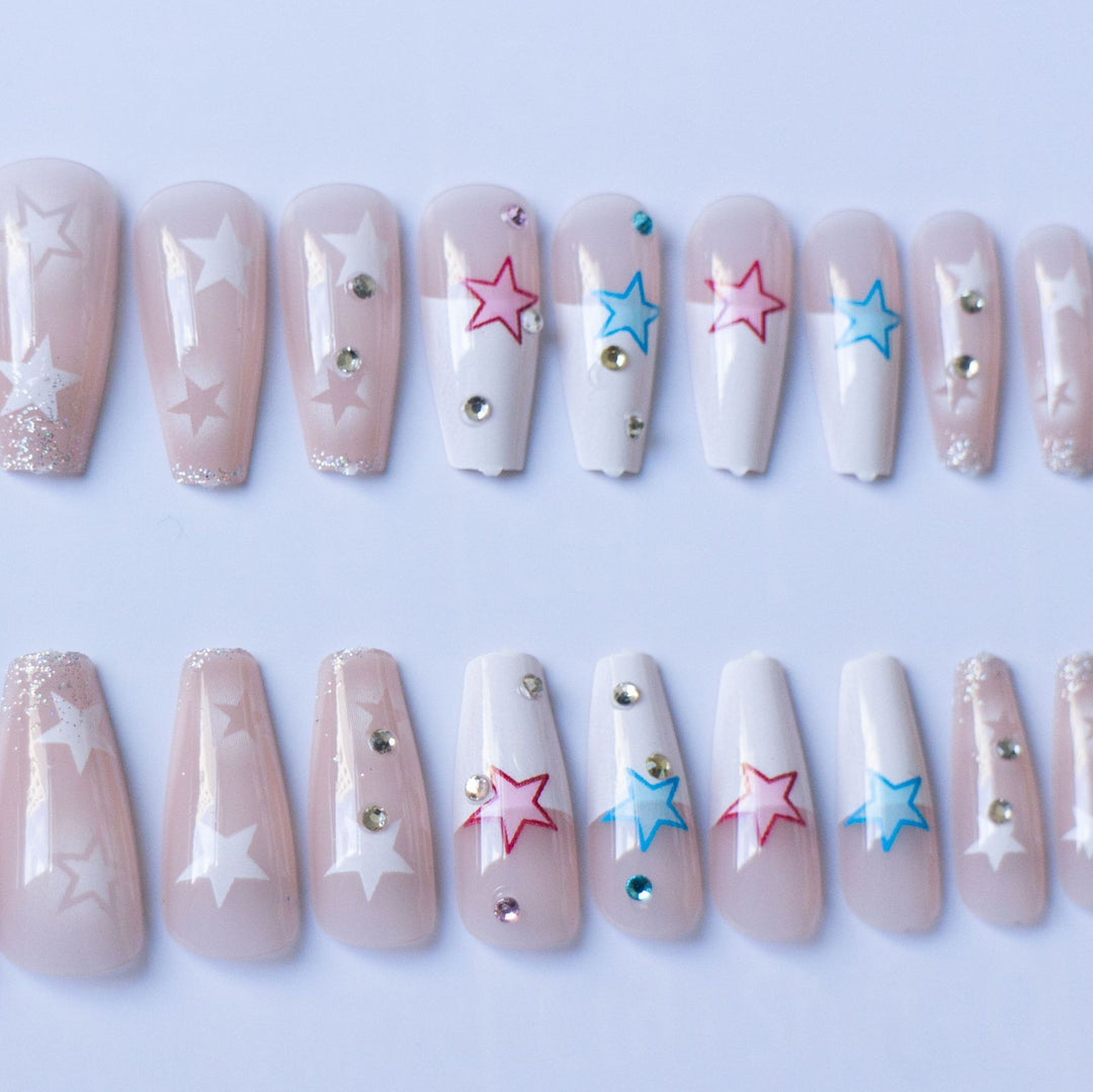 Dekoratives Stern Nagelkunst Design Set