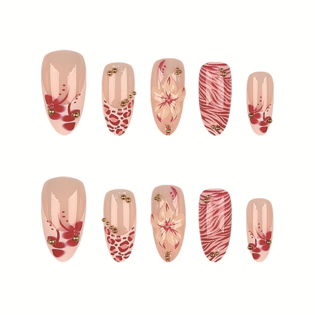 Künstlerisches Floral-Nageldesign Press-On-Set