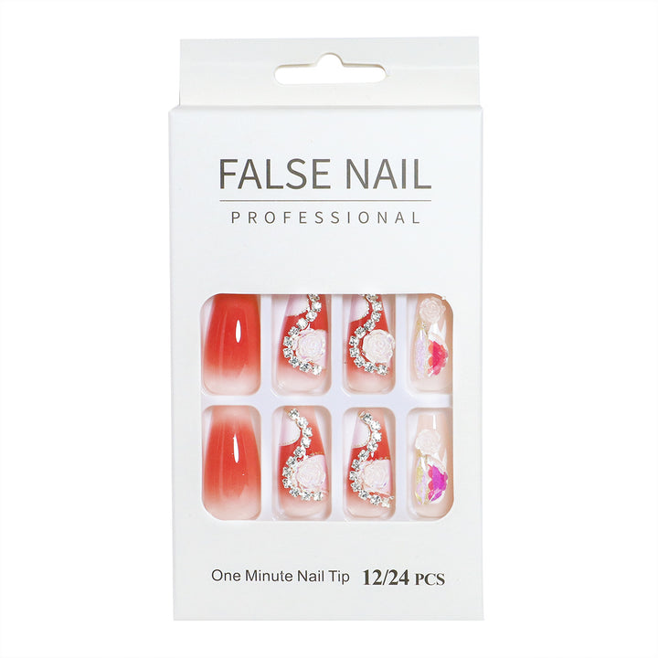 Dekorativer Press-On-Nagelset mit 3D-Akzenten Karnz