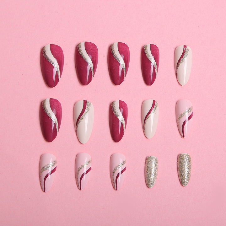 Blumen dekoriertes Press-On Nagelset Karnz