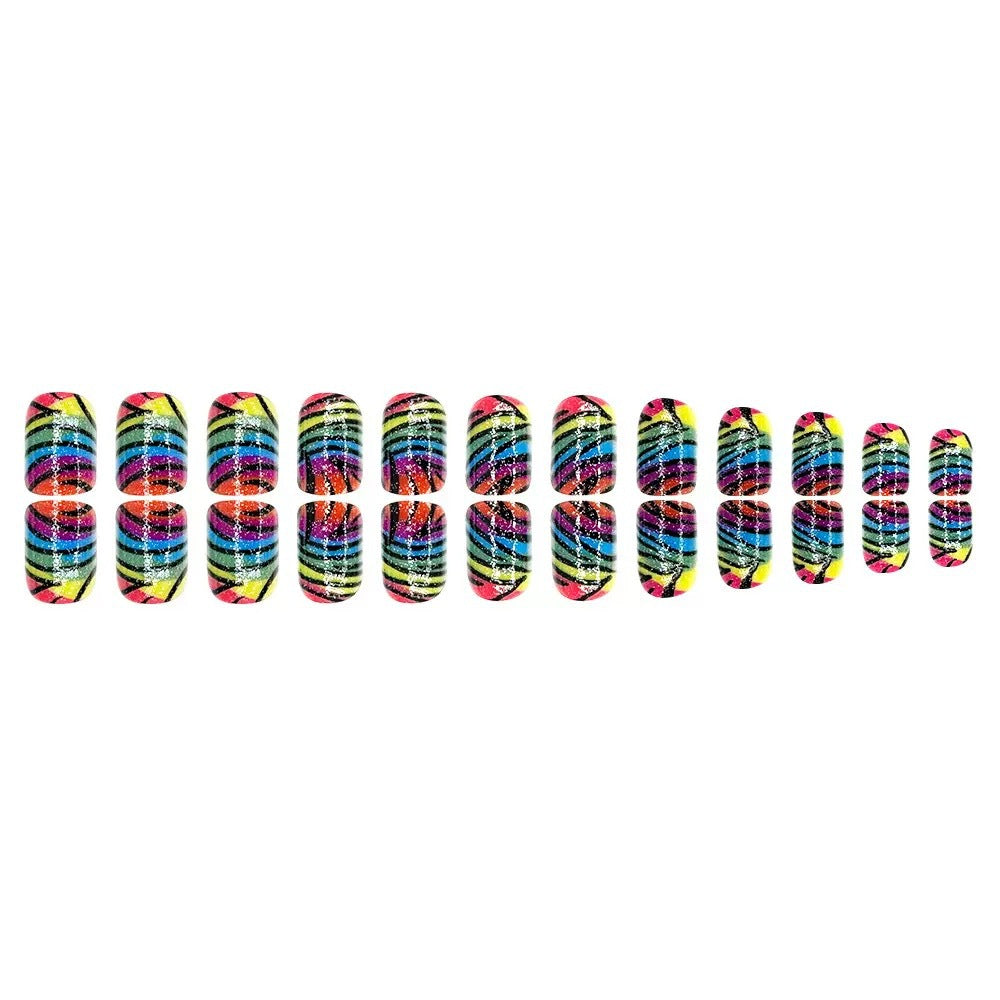 Kreatives Nagelkunstset mit glitzerndem Regenbogen-Muster Karnz