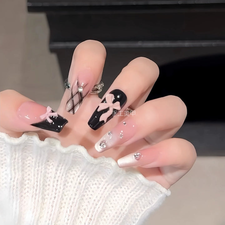 Press-On Nail Art Set Karnz