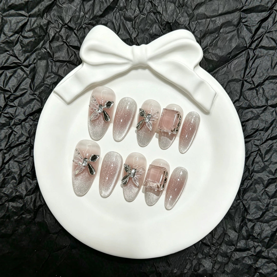 Elegante Schmetterlings-Themen Press-On Nägel