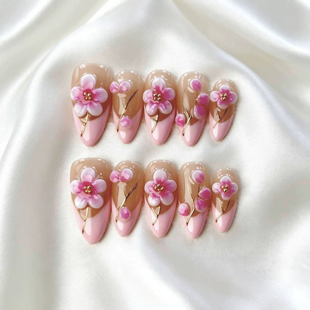 Floral Press-On Nagelset mit elegantem Design