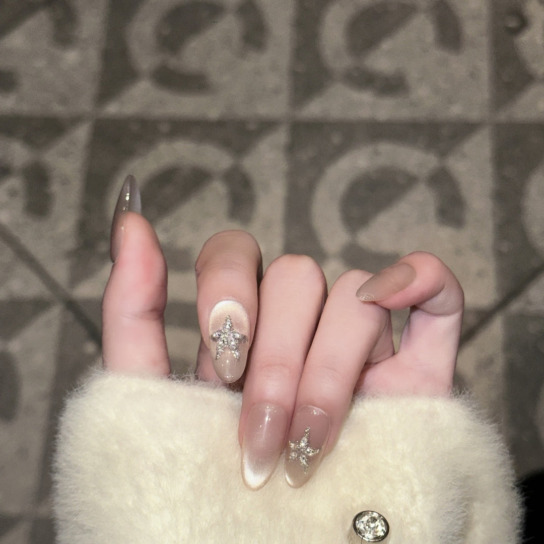 Stern-verzierte Press-On Nagelkunst Set Karnz