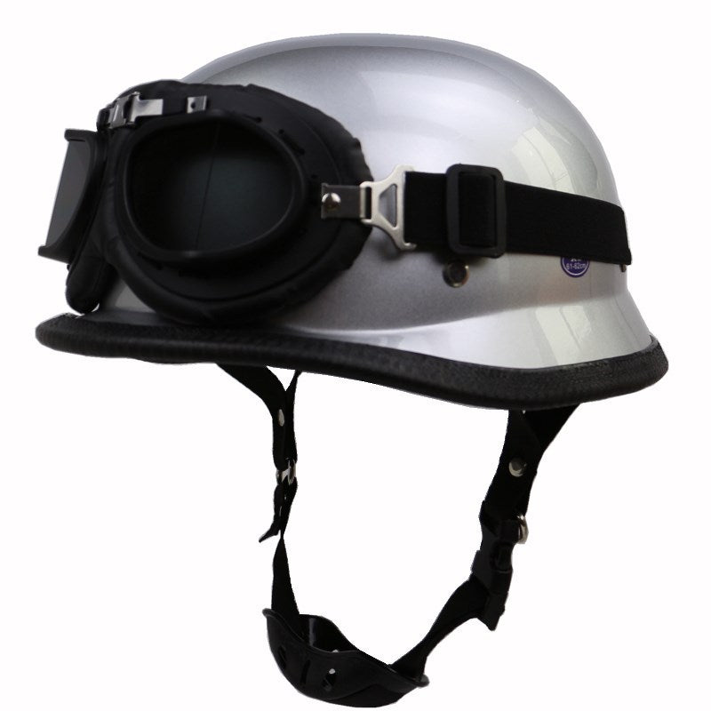 Vintage-Motorradhelm mit schützenden Goggles Karnz