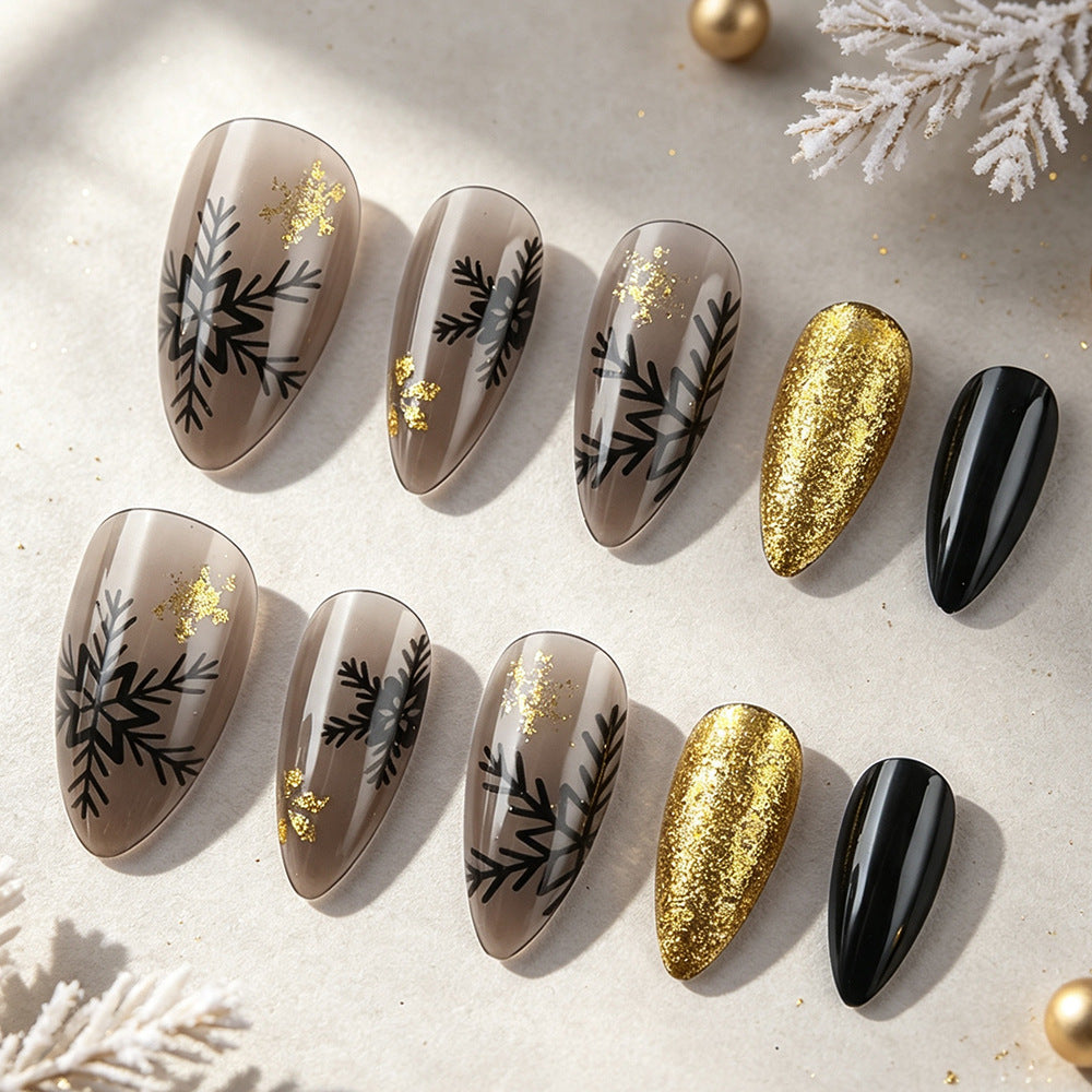Elegantes winterliches Press-On Nagelset Karnz
