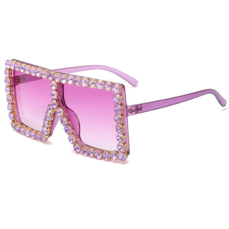 Damen auffällige quadratische Sonnenbrille mit funkelnden Applikationen Karnz