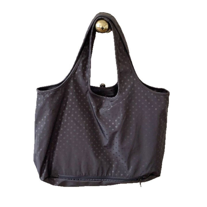 Geräumige Gepunktete Schultertasche