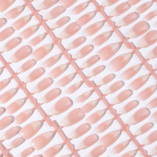 Lange Mandel Press-On Nail Tips Karnz