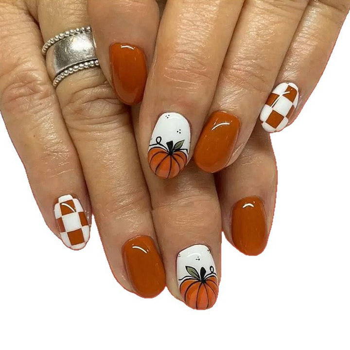 Künstlerische Halloween-Themen Nagelkunst Verbesserungen Karnz