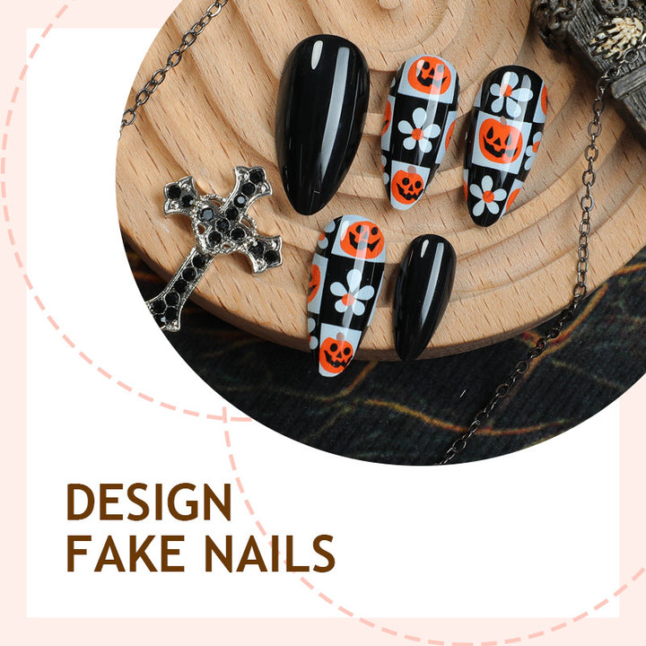 Halloween Kunstnagelset mit gruseligem Design Karnz
