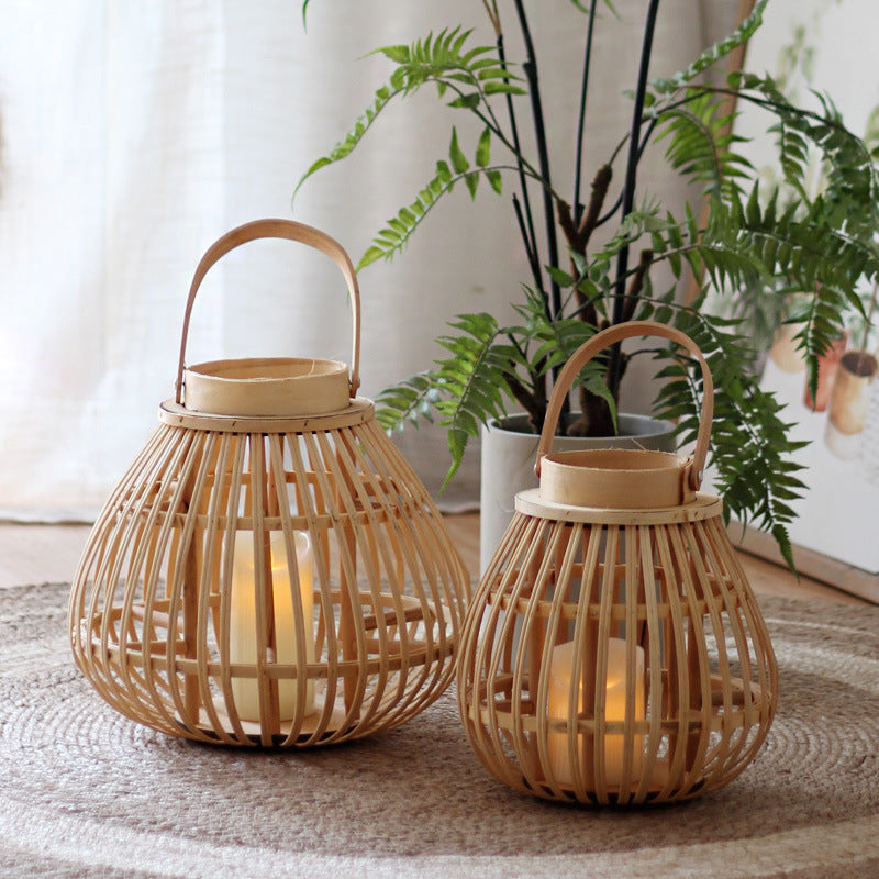 Handgefertigte Rattan-Laterne Karnz