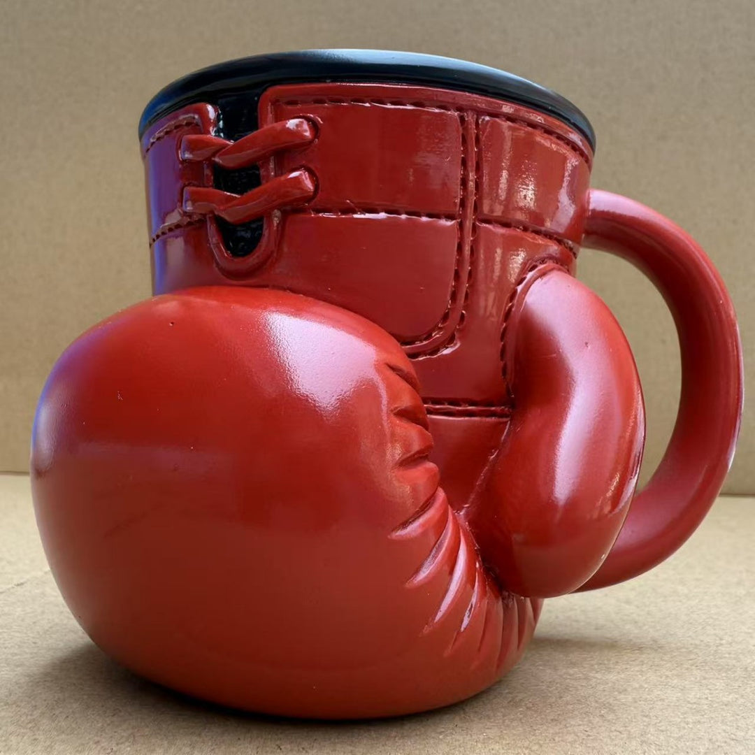 Boxhandschuh-förmige Tasse Karnz