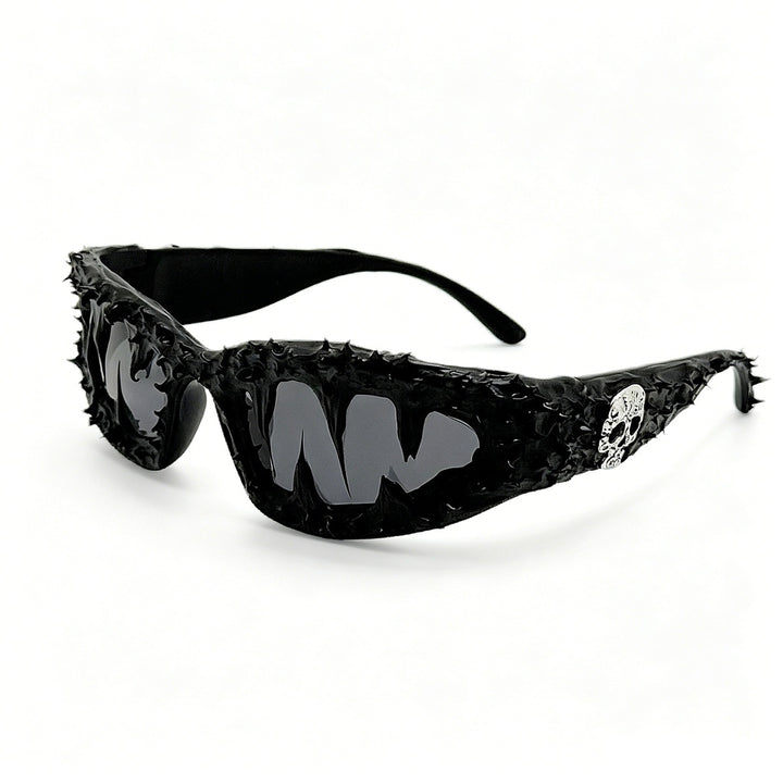 Damen kreative Fashion-Sonnenbrille mit einzigartigen Spikes und skull-Design Karnz