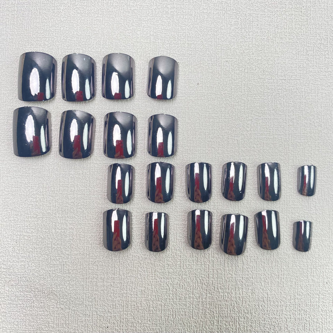 Premium Glänzendes Press-On Nagelset Karnz