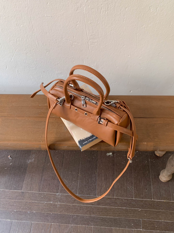 Strukturierte Handtasche
