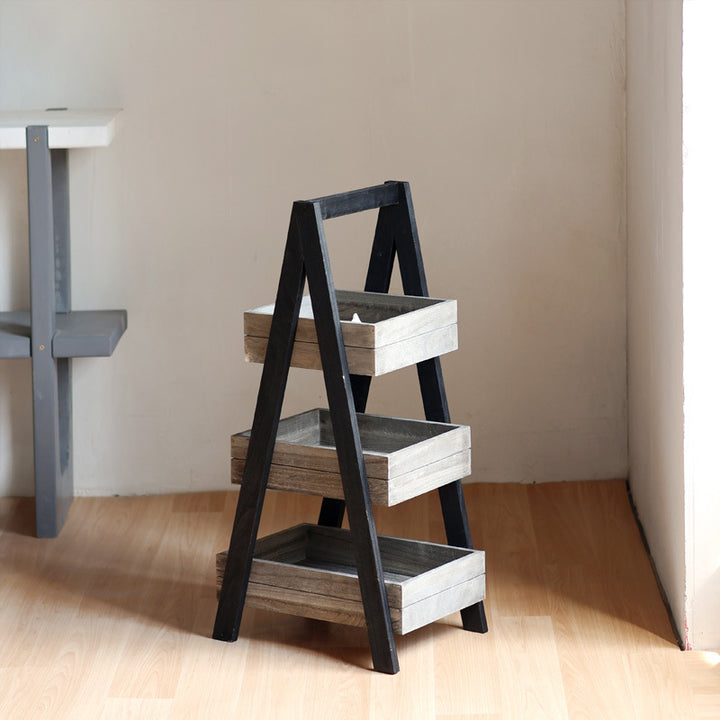 Dreitüriger Holzablage mit modernem Design Karnz