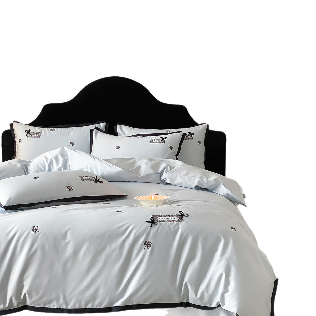 Besticktes Baumwollsatin Bettbezug-Set mit kontrastierendem Paspelrand und Schleifenapplikation