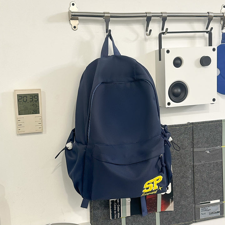 Stylischer Plüschstoff-Rucksack