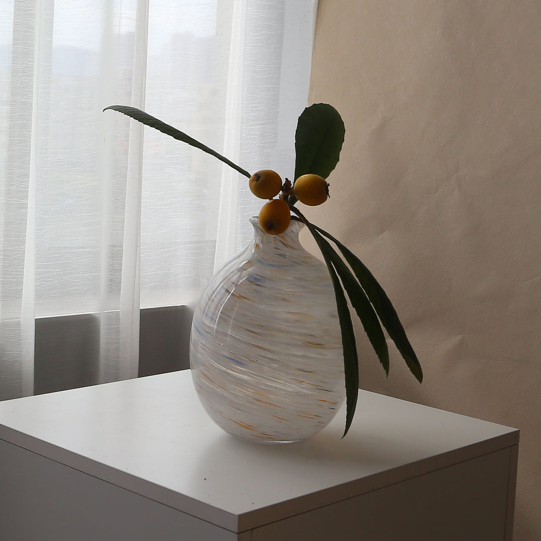 Handgeblasene Dekorative Glaskugelvase mit Wirbelmuster Karnz