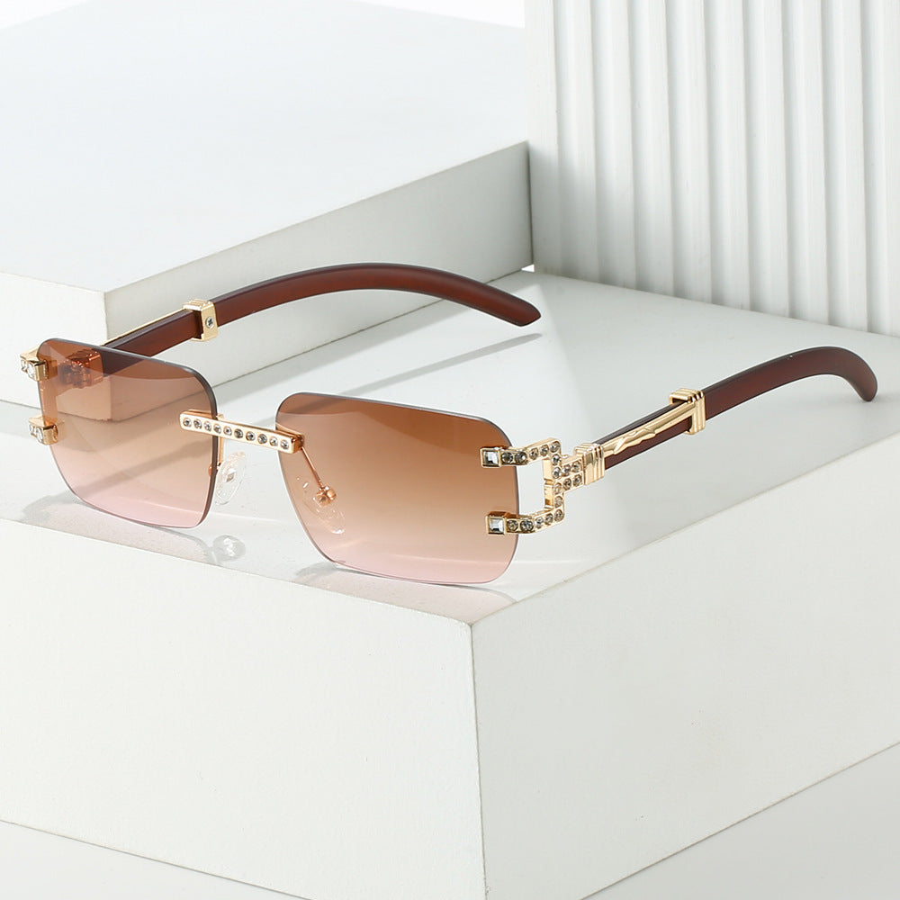 Damen Designer-Sonnenbrille mit einzigartigem Schmuckdetail Karnz